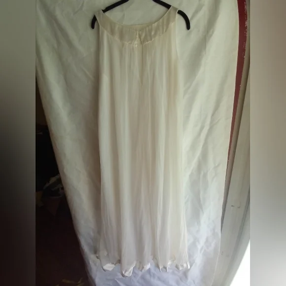 Vintage ivory white maxi baby doll lingerie - Picture 4 of 4